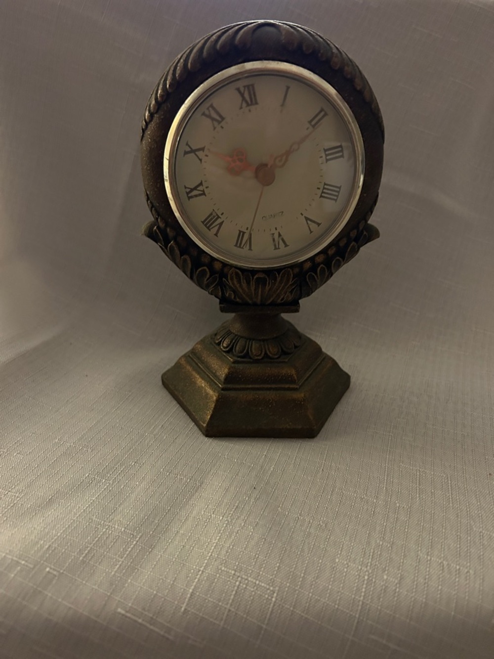 Antique-Style Bronze Table Clock - Classic Brown Finish